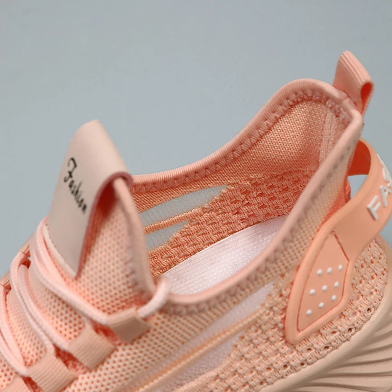 Outdoor Sports Sneakers Female Breathable Shoes Large Size 36~41 Fashion Lightweight Women Casual Shoes for Summer Autumn