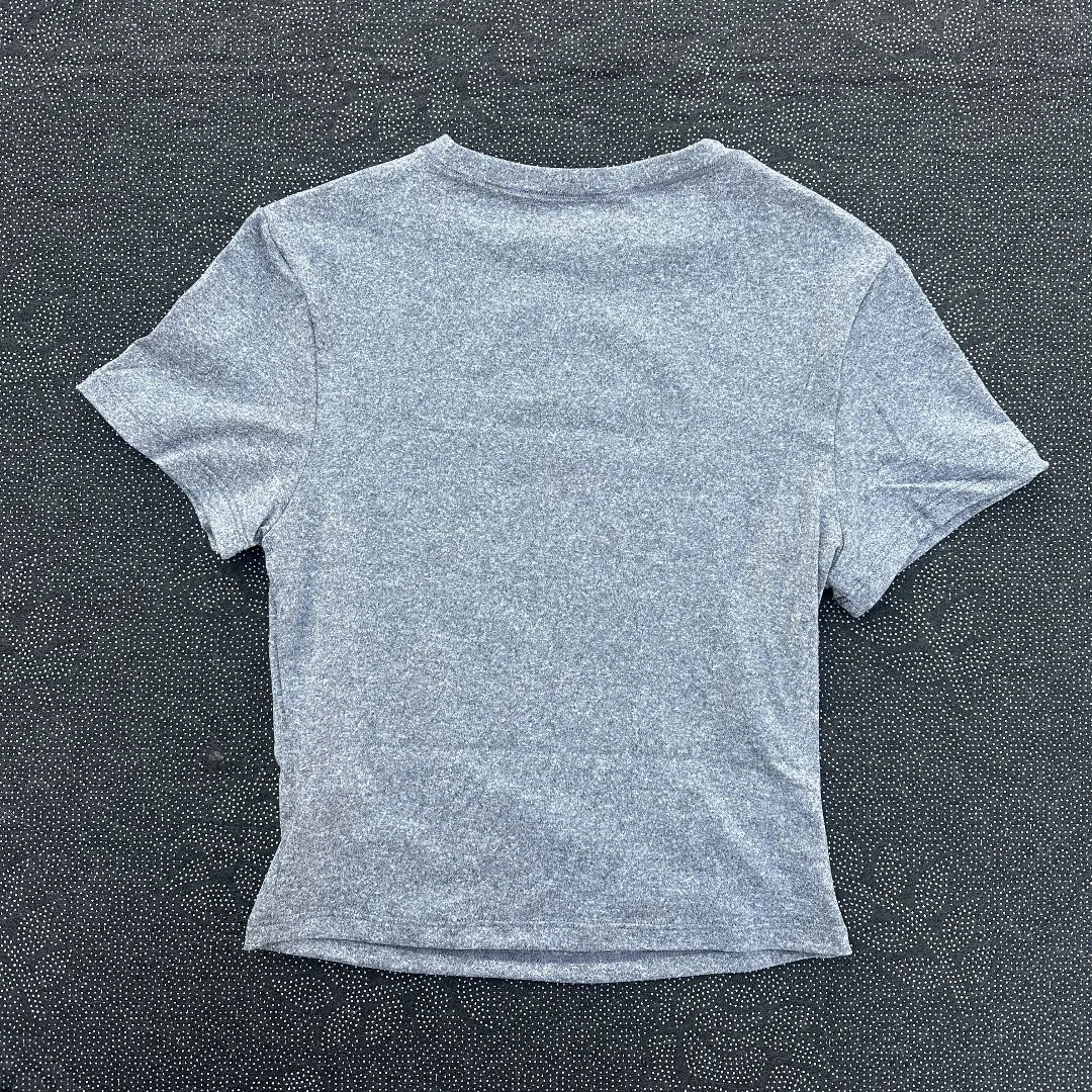 Women’s Cropped Yoga T-Shirt – Breathable & Fitted for Training